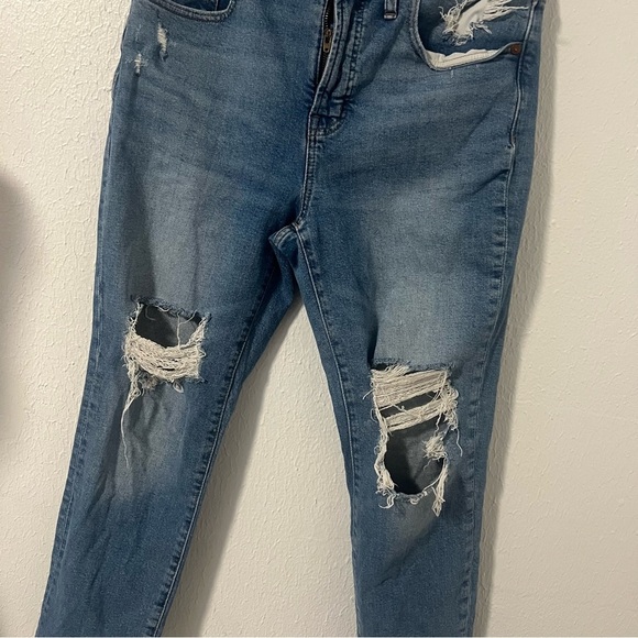 Madewell The Perfect Vintage Jean Size 29 Petite Straight Leg Jean Distressed - Picture 3 of 11